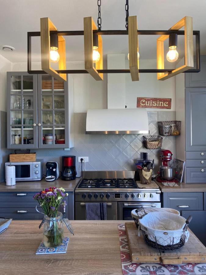 Appartement Avec Jardin En Ville LʼIsle-sur-la-Sorgue Екстериор снимка